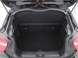 Mercedes-Benz Třídy A (2013) AMG line A 200 CDI, Kůže, Navi - náhled 12