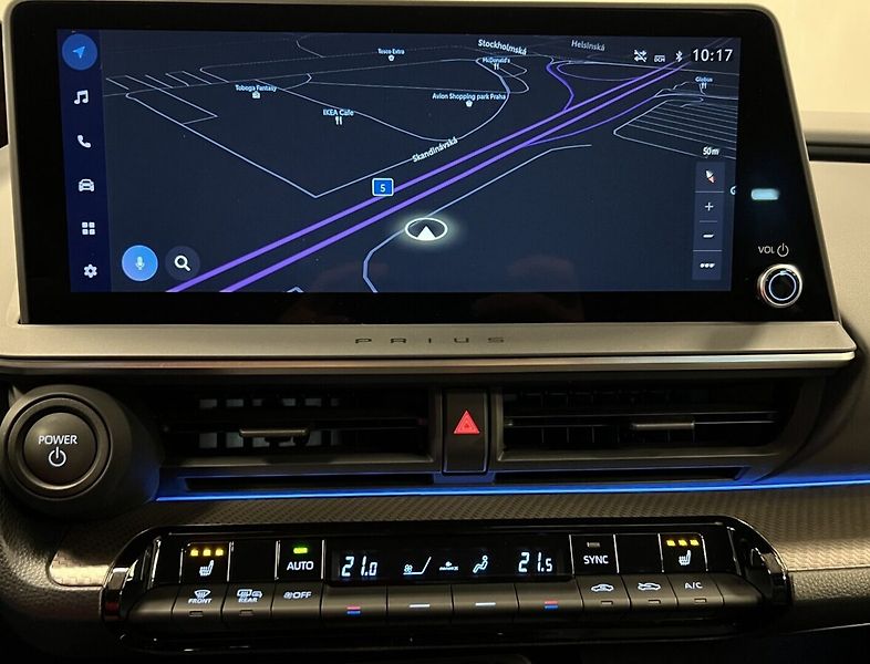Toyota Prius 2.0 PHEV AT Comfort - fotka 7 z 16