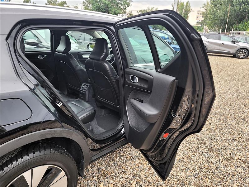 Volvo XC40 T5 Recharge,Inscription,Led - fotka 15 z 48