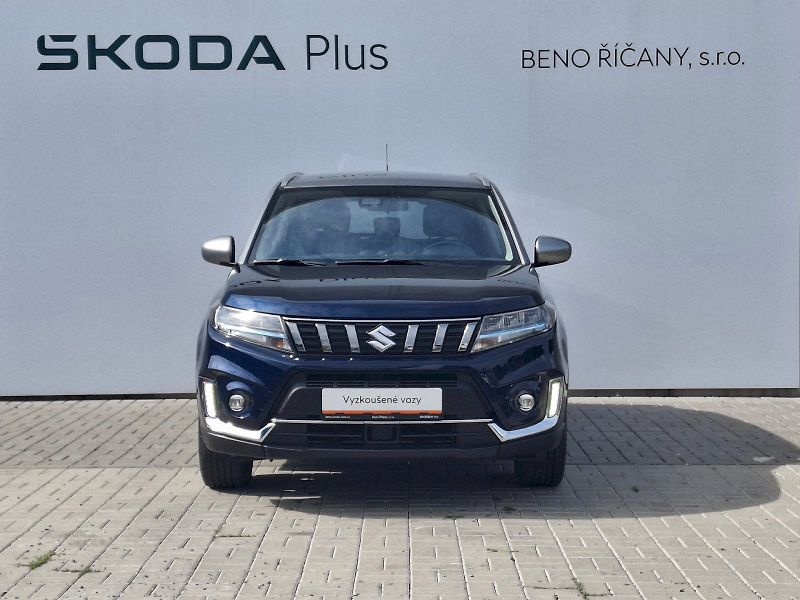 Suzuki Vitara (2024) Premium Hybrid Automat - fotka 4 z 35