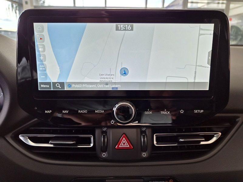 Hyundai i30 1.5 T-GDI/103kW N-Line DCT - P - fotka 31 z 38