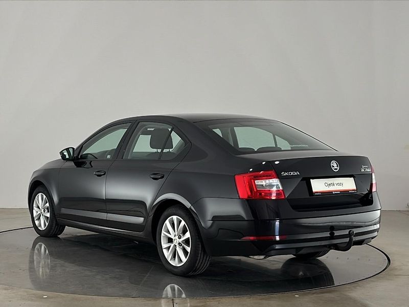 Škoda Octavia Ambition - fotka 15 z 28