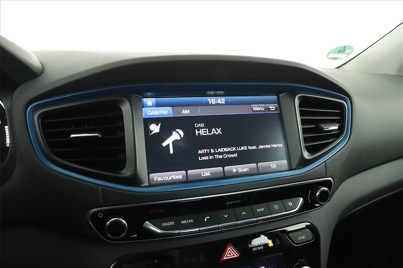 Hyundai Ioniq (2017) Hybrid, Automat, Tempomat - fotka 12 z 15
