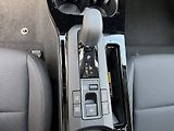 Toyota Prius 2.0L PHEV Prestige - náhled 21