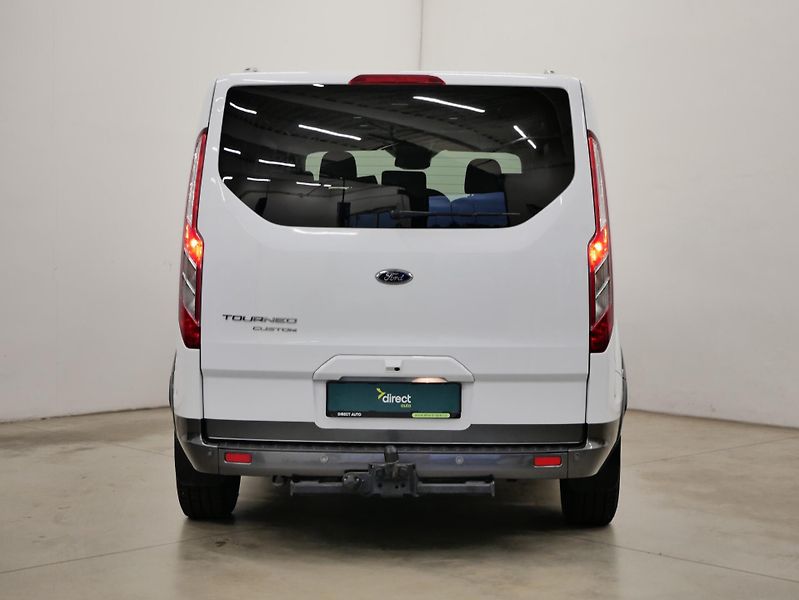 Ford Tourneo Custom - fotka 6 z 25