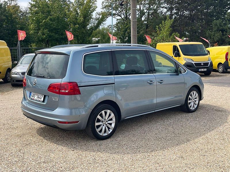 Volkswagen Sharan 2.0TDI 103kw*7MÍST*EL.DVEŘE - fotka 5 z 39