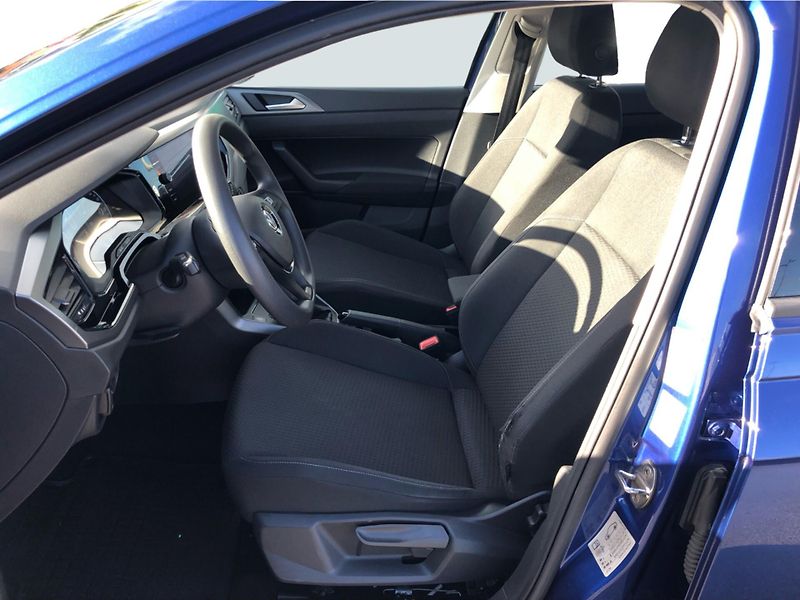 Volkswagen Polo 1,0 MPI - fotka 11 z 27