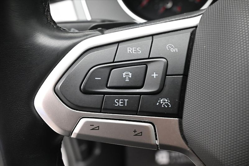 Volkswagen Passat 2,0 TDI 110 KW DSG Business Zá - fotka 24 z 32