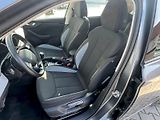Škoda Scala (2025) Selection 1.0TSi 85kW 6°manuál - náhled 12