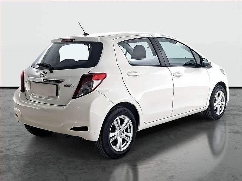 Toyota Yaris (2012) 1.0 VVT-i, Park. senzory - fotka 5 z 18