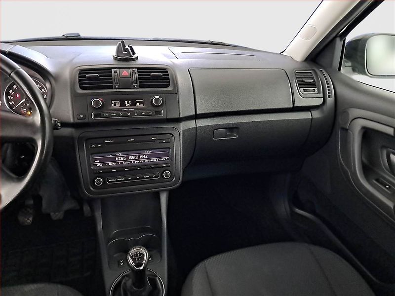 Škoda Fabia (2012) 1.2 TSI, Tempomat - fotka 8 z 14
