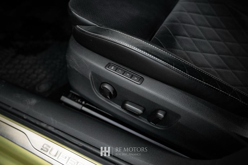 Škoda Superb (2019) Superb SportLine 4x4 200kW - fotka 20 z 45
