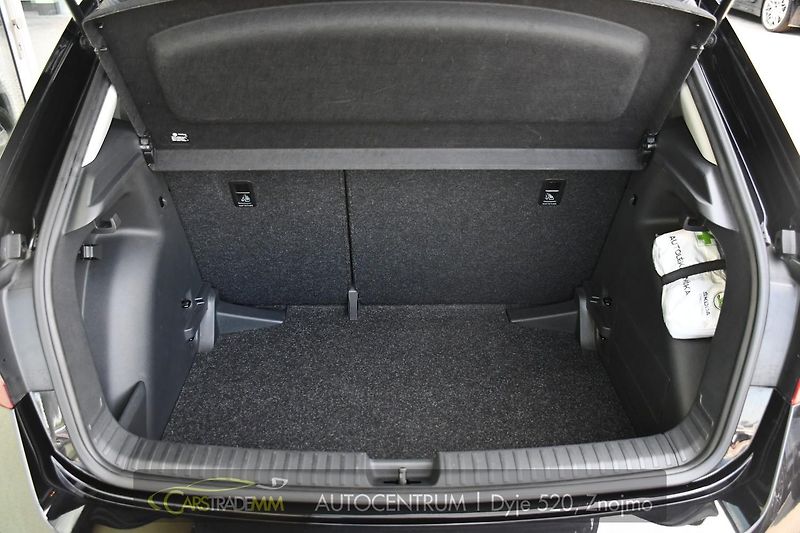 Škoda Fabia 1.0TSi STYLE 1M ČR - fotka 43 z 49
