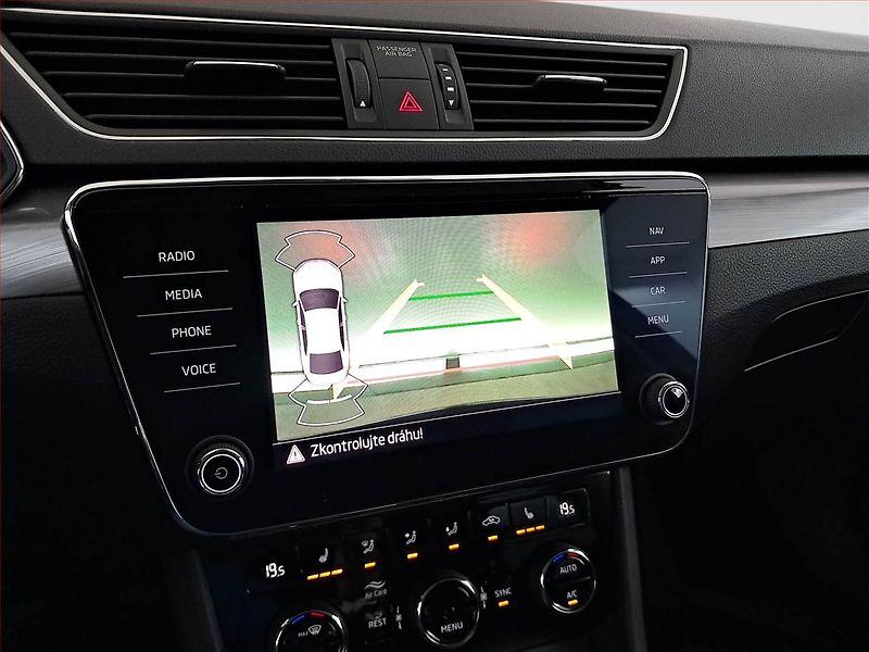 Škoda Superb (2022) Style 2.0 TDI, Automat, ČR - fotka 18 z 19
