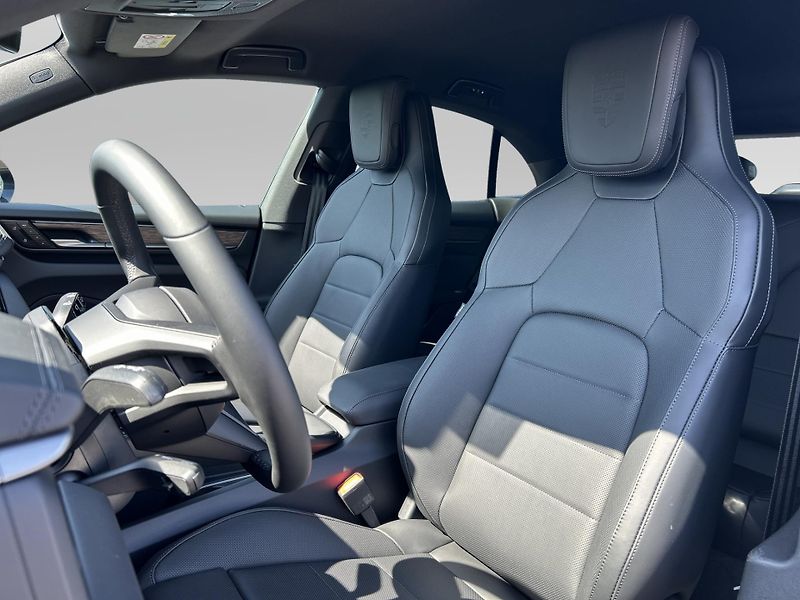 Porsche Macan (2026) 4 - fotka 16 z 30