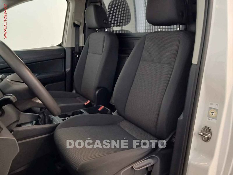 Volkswagen Caddy (2021) 2.0TDi SORTIMO, 90kW, navi - fotka 10 z 10