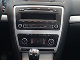 Škoda Octavia (2012) 1.4 TSI, Klima - náhled 13