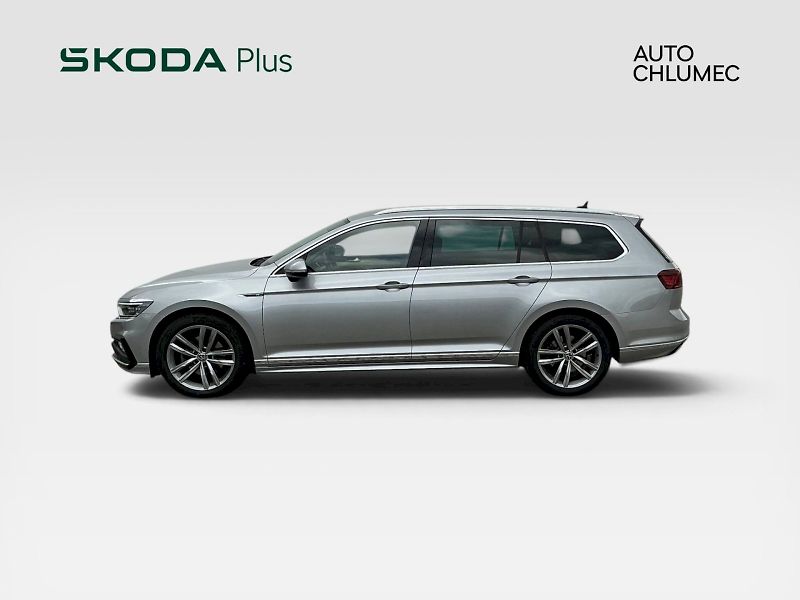 Volkswagen Passat (2021) 2.0 TDI DSG Elegance R-Line - fotka 3 z 22