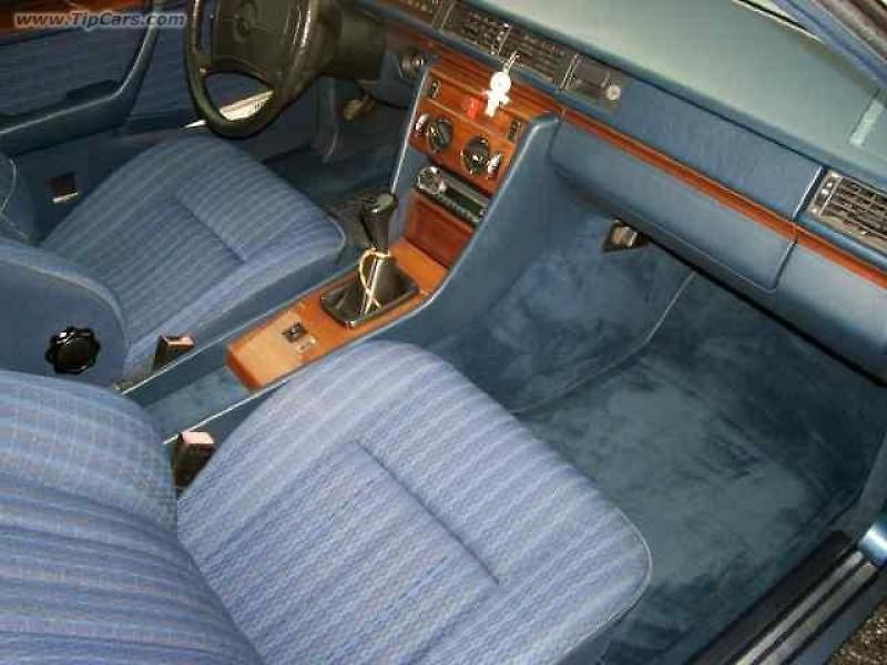 ZKUŠENOSTI UŽIVATELE: Mercedes-Benz 124 300 CE