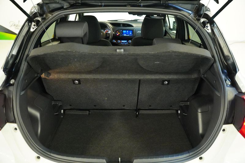 Toyota Yaris - fotka 27 z 27