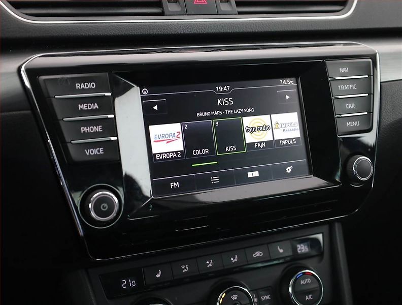 Škoda Superb (2016) Style 2.0 TDI, 4X4, Automat - fotka 14 z 17