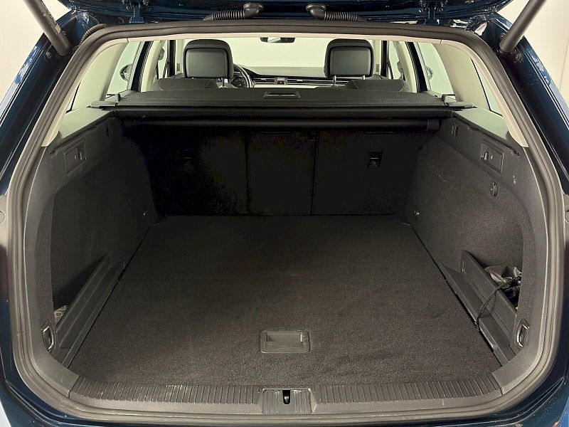 Volkswagen Passat (2022) Business 2.0 TDI 110kW - fotka 31 z 33