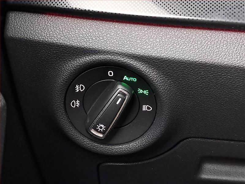 Škoda Kamiq (2020) 1.5 TSI - fotka 21 z 24