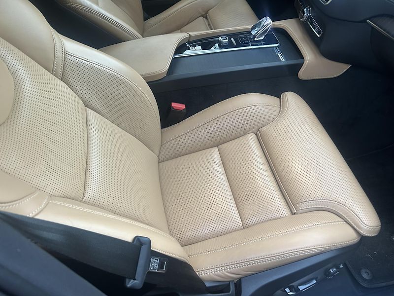 Volvo XC90 (2024) 7 mist TOP VÝBAVA ČR 1.maj DPH - fotka 32 z 44