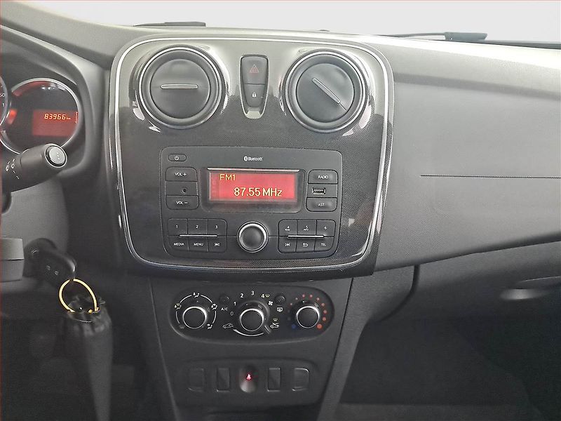 Dacia Logan (2019) 1.0 SCe, ČR,1.maj, Serv.kniha - fotka 12 z 14