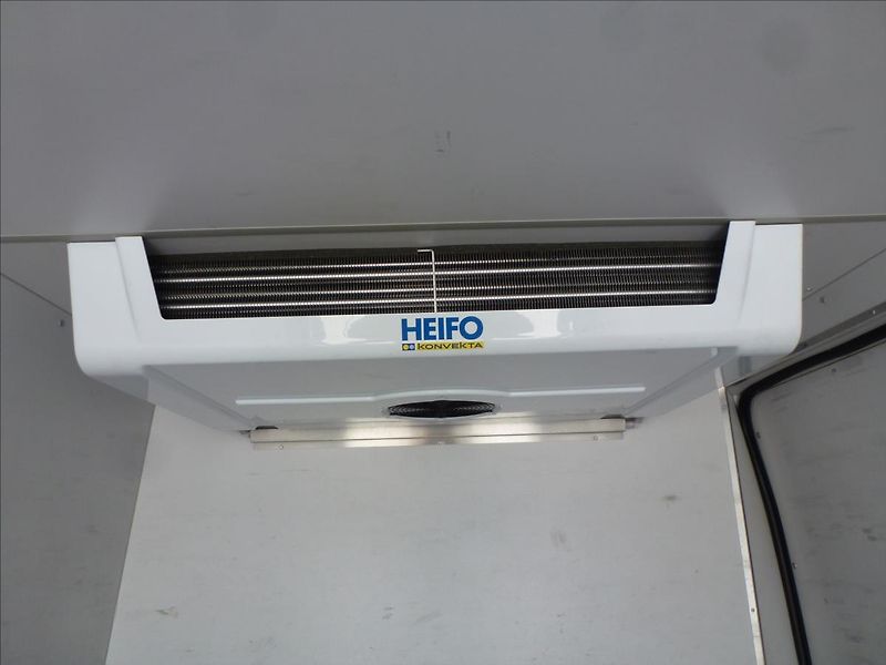 Citroën Jumper 2,0 BlueHDi 130 Plus 33 L3H2 - fotka 24 z 51