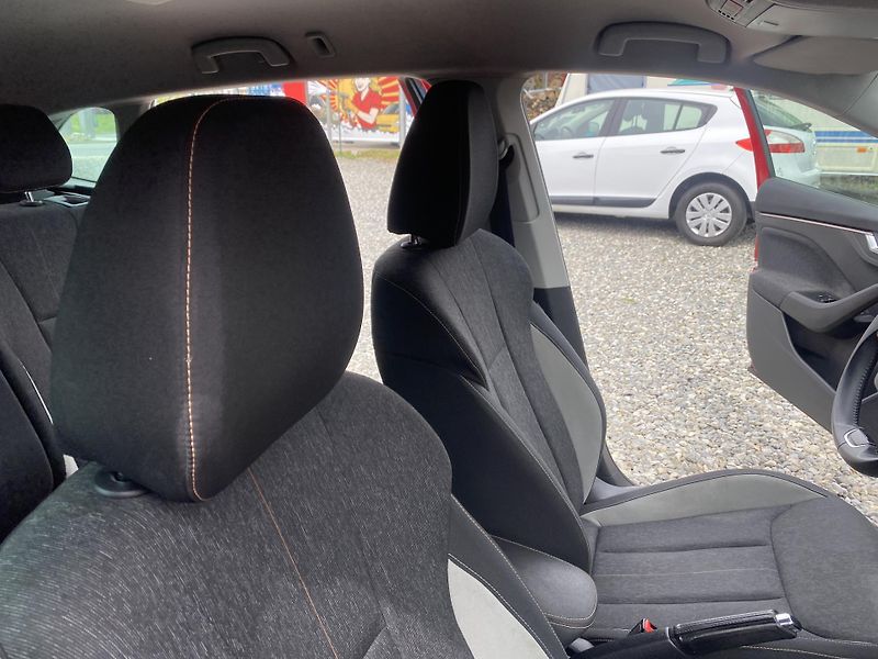 Škoda Scala 1.0i G-TEC STYLE CZ DPH LED 1A - fotka 130 z 156