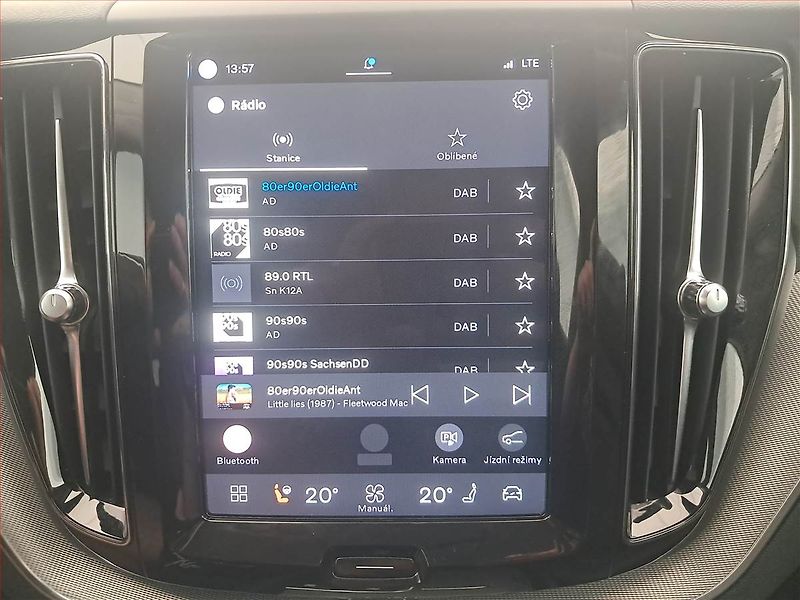 Volvo XC60 (2023) B4 AWD - fotka 13 z 18