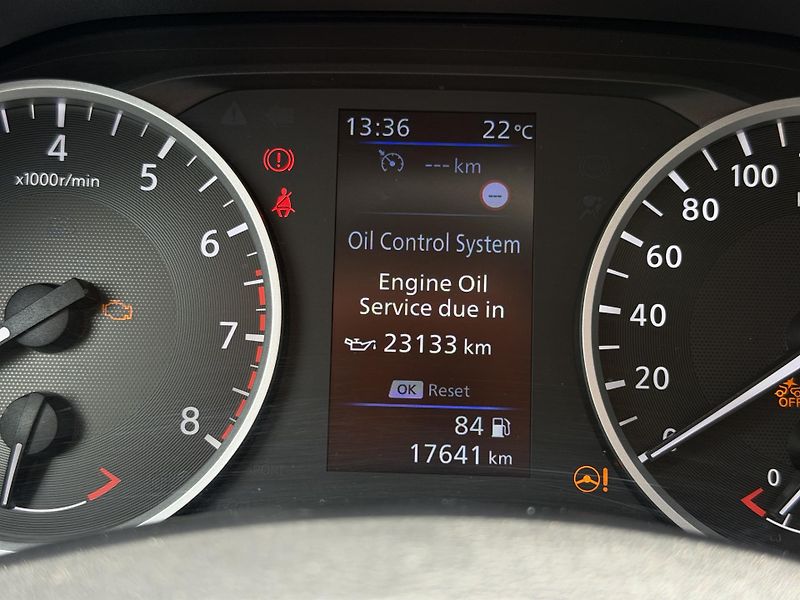 Nissan Juke 1.0 DIG-T 114 HP Acenta Trumf - fotka 25 z 25