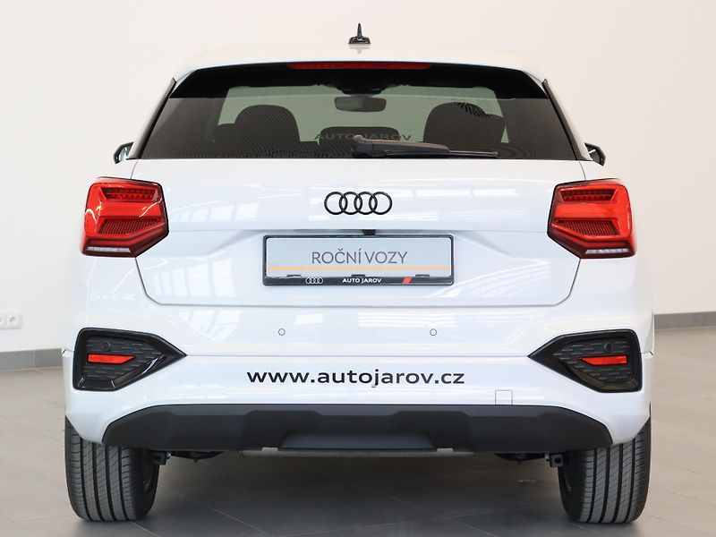 Audi Q2 Advanced 35 TFSI Stronic - fotka 9 z 27
