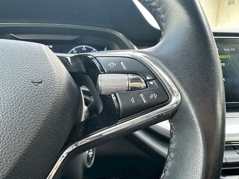 Škoda Octavia (2023) 2.0 TDI 85kW Ambition Combi - fotka 11 z 22