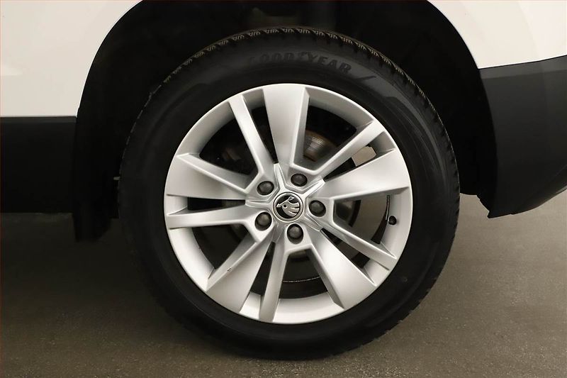 Škoda Karoq (2021) Style 2.0 TDI, ČR,1.maj, Navi - fotka 12 z 20