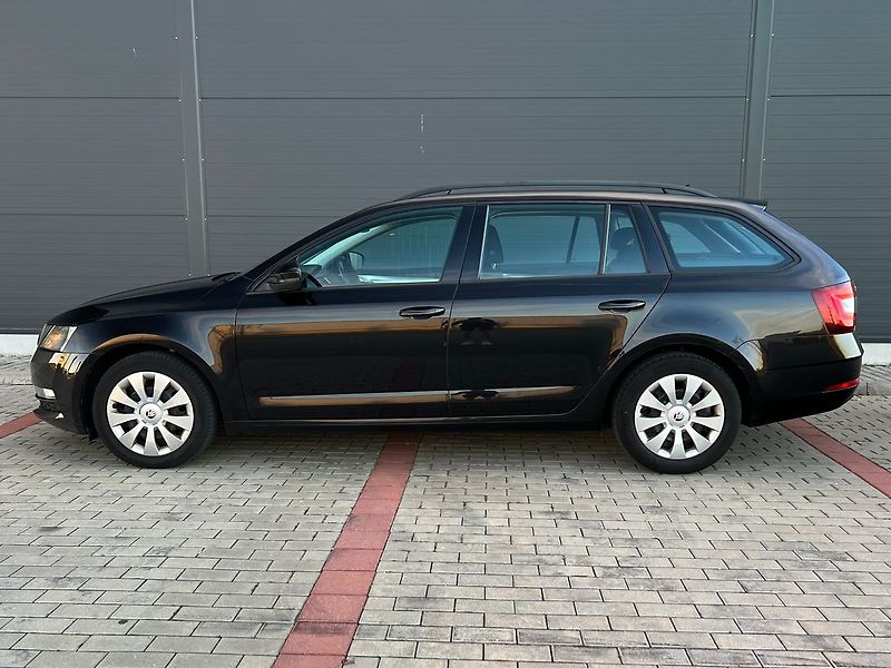 Škoda Octavia 1.6 TDI-DSG-NAVI-PARK.Č - fotka 7 z 46