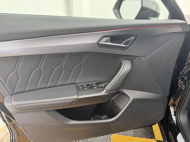 Cupra Formentor 1.5Tsi*1-MAJ*ACC*LED*DPH*CZ* - fotka 10 z 47