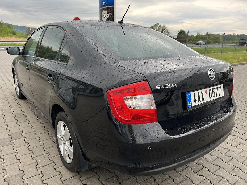 Škoda Rapid (2015) 1.4 TDi - fotka 12 z 13