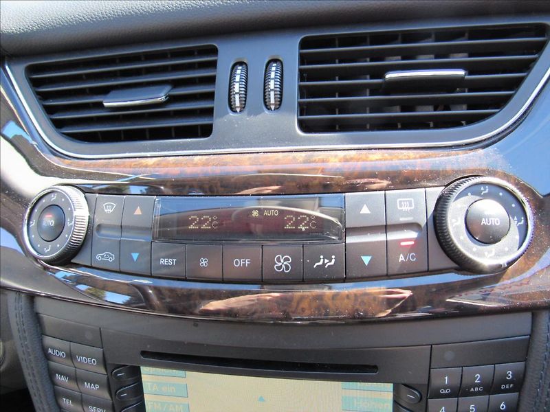 Mercedes-Benz CLS 3,0 320 CDi 7-GR-Tronic Elegan - fotka 16 z 30