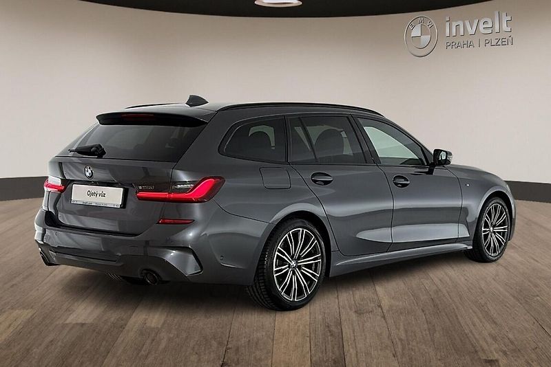 BMW Řada 3 320d xDrive - fotka 3 z 24