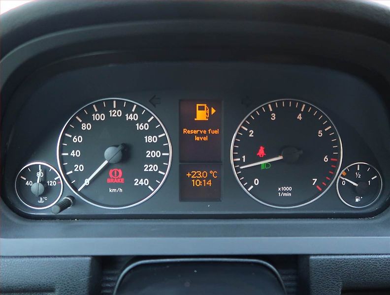 Mercedes-Benz Třídy A (2011) A 160, po STK, oblíbený vůz - fotka 11 z 16
