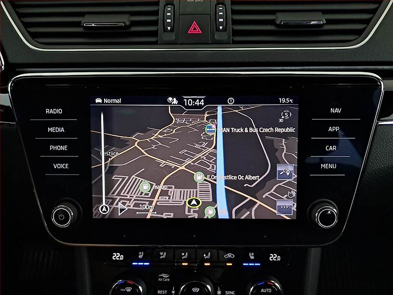 Škoda Superb (2021) Laurin&Klement 2.0 TDI - fotka 18 z 21