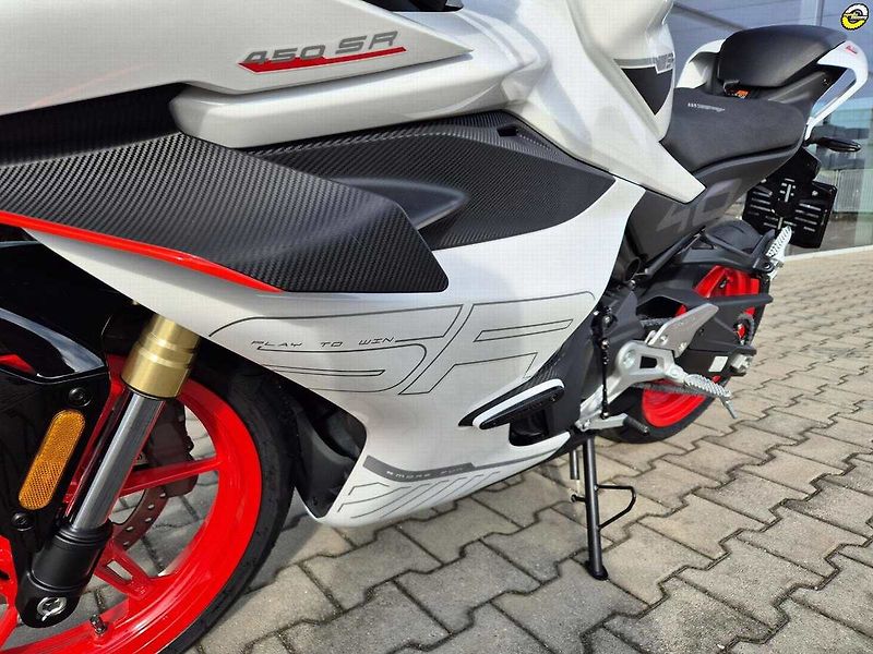 CFMOTO 450 SR (2026) AKČNÍ CENA - fotka 11 z 31