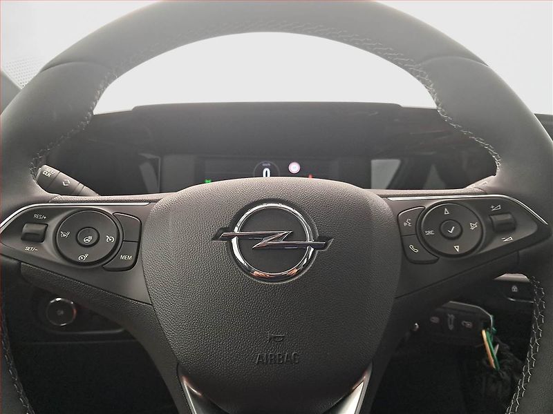 Opel Mokka (2025) 1.2 Turbo - fotka 16 z 18