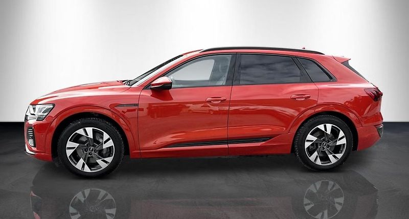 Audi Q8 e-tron 50 Q Kamera Tažné Vzduch LED - fotka 3 z 13