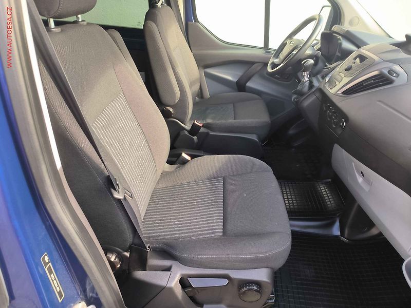 Ford Transit Custom (2014) 2.2TDCi L2 9míst, ČR, TREND - fotka 10 z 17