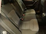 Volkswagen Passat (2013) 2.0TDi, DSG, klima - náhled 12