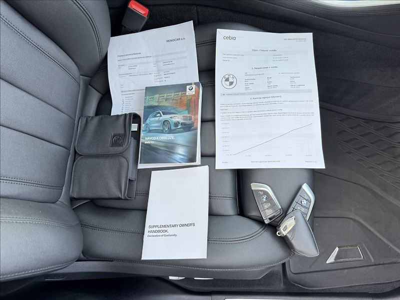 BMW X5 3,0 xDrive 30d DPH 1.maj. ČR - fotka 49 z 50