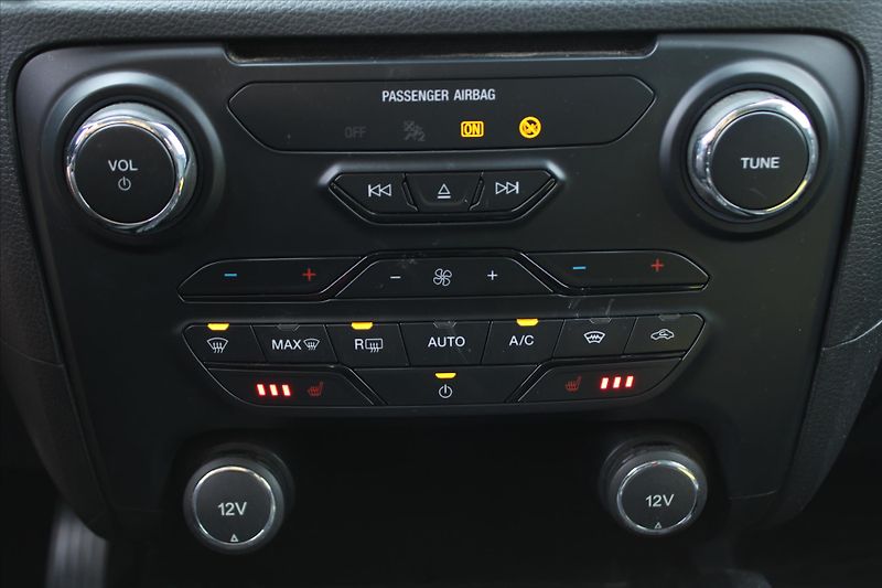 Ford Ranger 3.2 TDCI 147kW LIMITED ČR - fotka 25 z 29